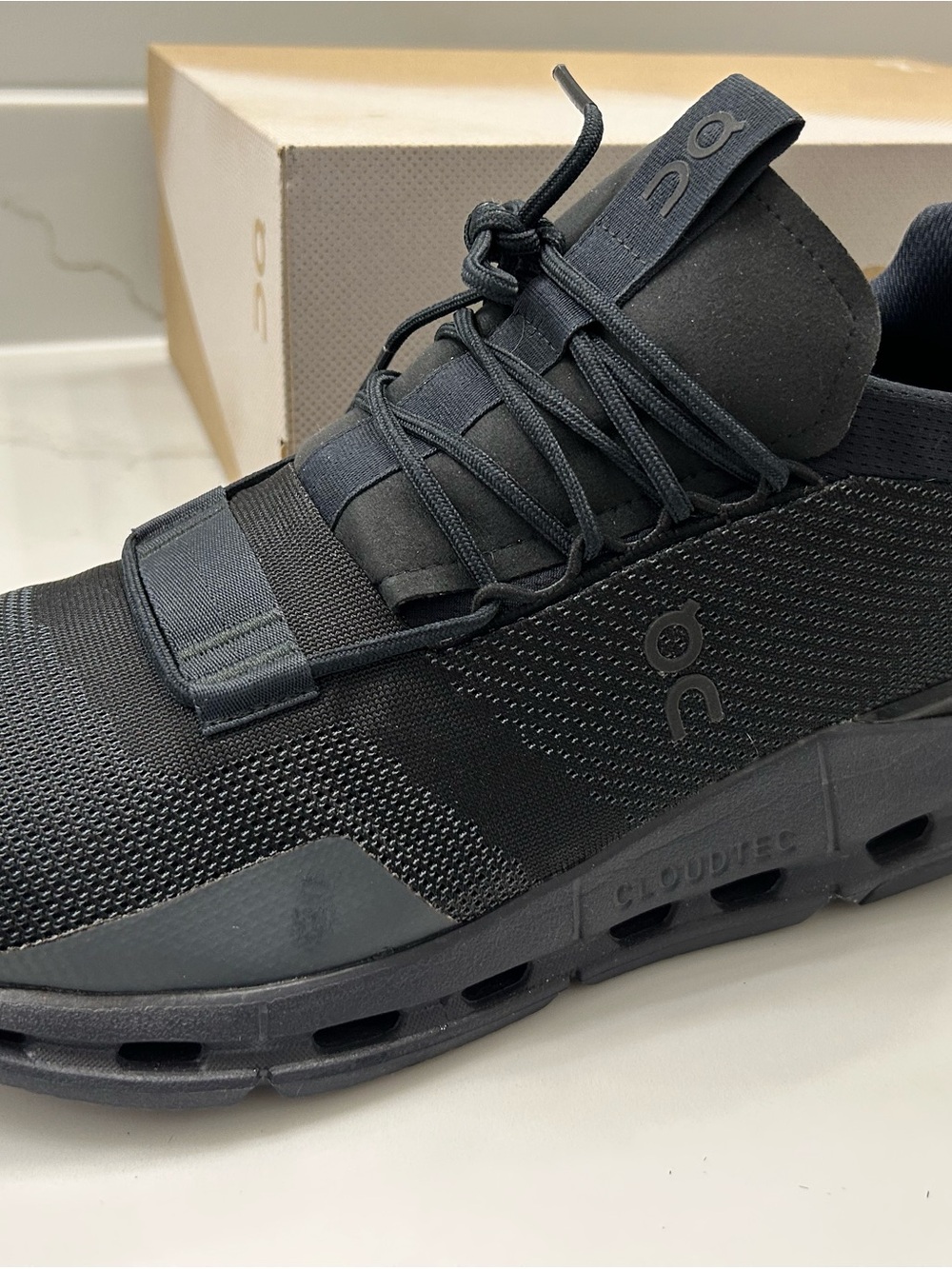On Running Men's Black Cloudtech Low-Top Sneaker
